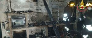 Calabria: scoppia incendio in un appartamento, intervengono i vigili del fuoco item-thumbnail