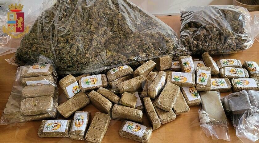 Trovati in possesso di 8 kg di droga, 4 persone in manette