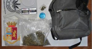 Calabria: Trovato in possesso di 120 grammi di marijuana, arrestato item-thumbnail