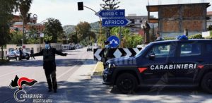 A spasso per Bianco fuori dagli orari consentiti. Arrestato sorvegliato speciale di Africo item-thumbnail