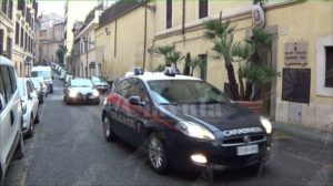 Non si ferma all’Alt dei carabinieri e fugge su una moto rubata, arrestato item-thumbnail