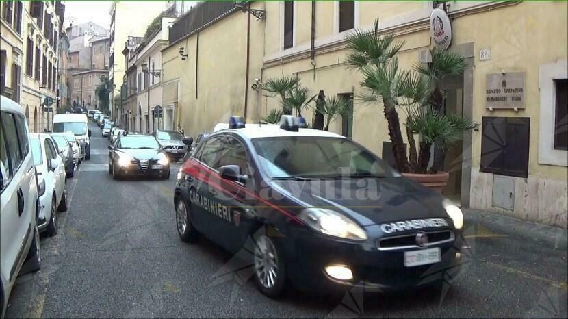 Non si ferma all’Alt dei carabinieri e fugge su una moto rubata, arrestato