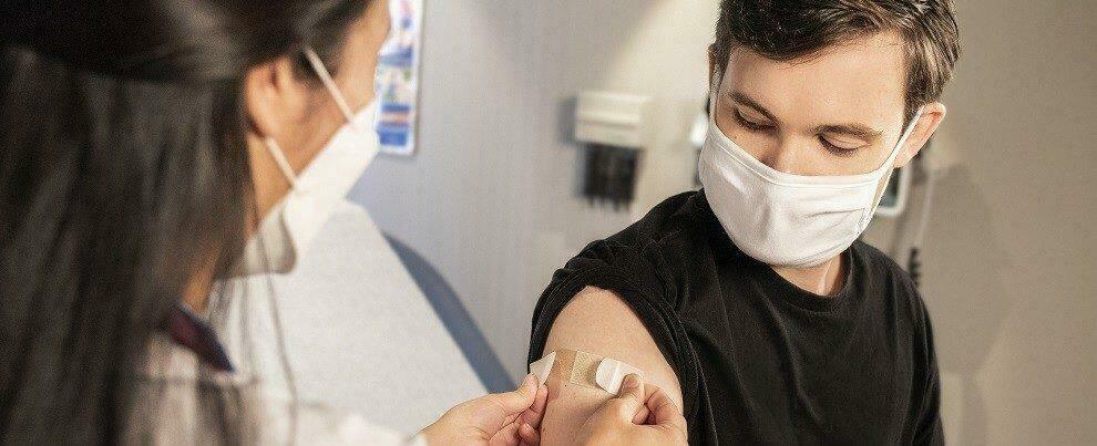 Oggi al centro vaccinale di Cinquefrondi vaccini senza prenotazione