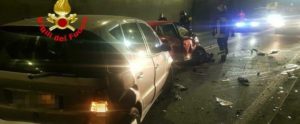 Incidente frontale in galleria: 3 feriti e traffico in tilt item-thumbnail