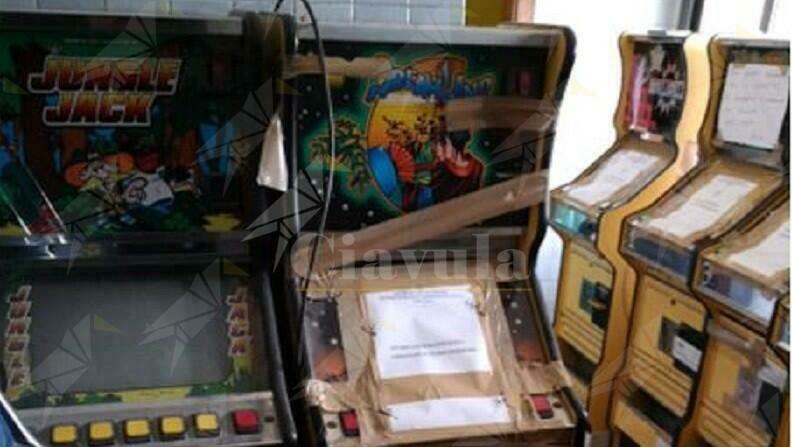 Catanzaro, la polizia sequestra 6 slot machine