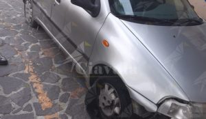 Non si ferma all’Alt: Arrestato dopo un lungo inseguimento con sparatoria item-thumbnail