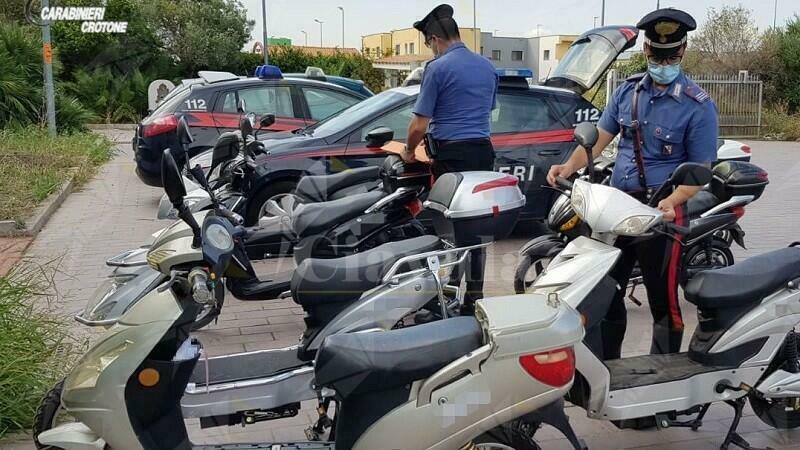 Calabria: Biciclette elettriche modificate, sanzioni e sequestri dei carabinieri