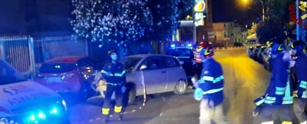Si schiantano con l’auto dopo i festeggiamenti per la vittoria dell’Italia: muore un ragazzo di 19 anni. Tre i feriti