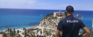 Tropea, scattano i controlli nei locali della movida item-thumbnail