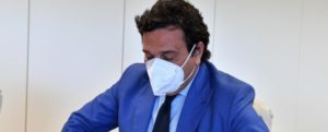 Questione mare, l’assessore Orsomarso replica al Codacons: “Si tratta di fioritura algale” item-thumbnail