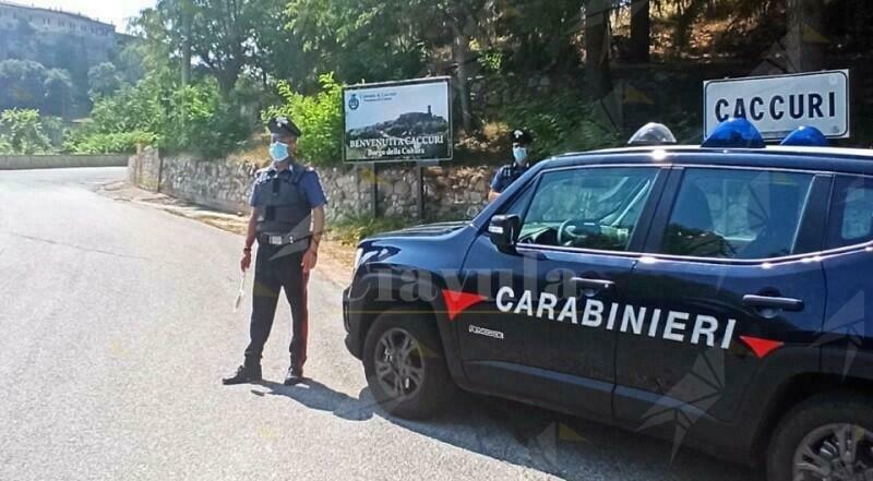 Calabria: Scoppia una rissa per futili motivi, 4 persone in manette