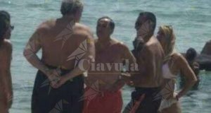 Mentre i talebani prendono Kabul il ministro degli esteri Di Maio si gode il mare item-thumbnail