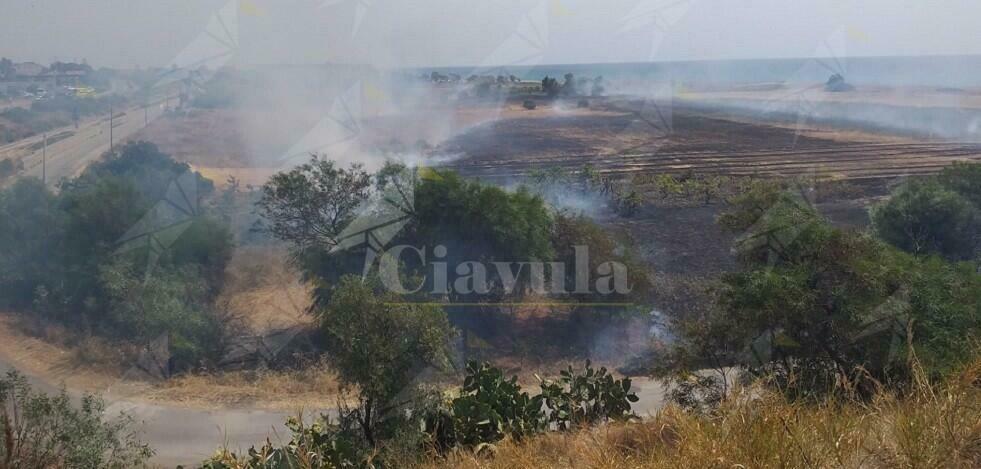 Favaco di Stignano: divampato incendio, sul posto i Vigili del Fuoco