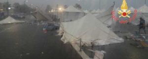 Maltempo, violento nubifragio in Calabria: strade allagate e danni alle automobili item-thumbnail