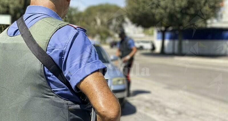 Non si ferma all’Alt dei carabinieri: Arrestato per resistenza a pubblico ufficiale dopo un inseguimento