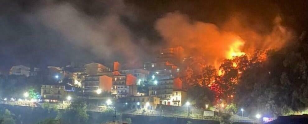 Incendi in Calabria, denunciati due piromani