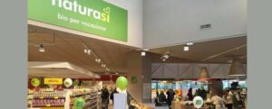 Naturasì pagherà i tamponi ai propri dipendenti no-vax. E noi siamo liberi di comprare altrove item-thumbnail
