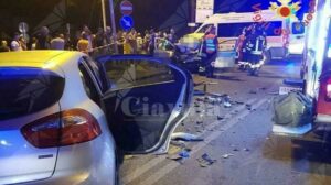 Ennesimo incidente stradale sulla statale 106. Il bilancio è di due morti e un ferito grave item-thumbnail