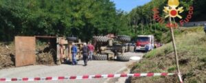 Tragedia in Calabria: si ribalta con il trattore, muore un 15enne item-thumbnail