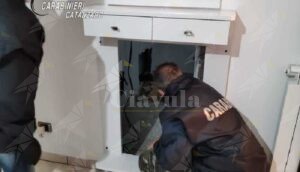 Scovato in un bunker boss latitante della ‘ndrangheta item-thumbnail