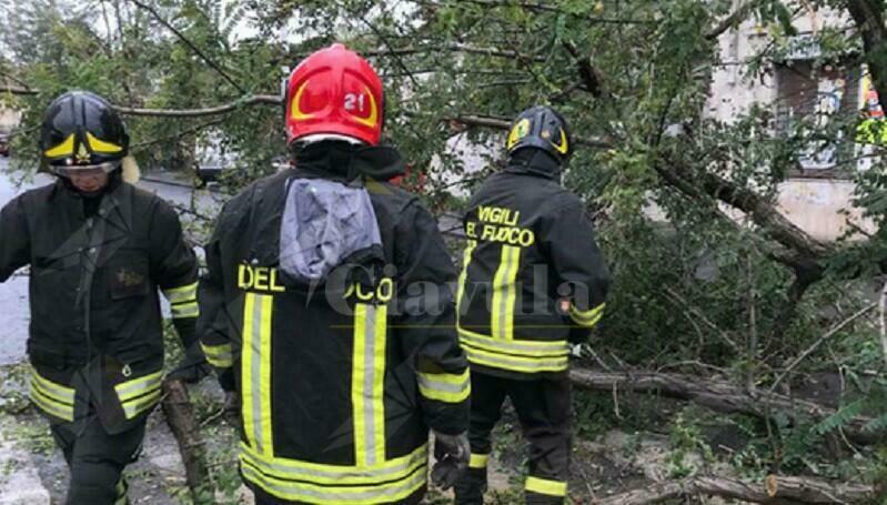 Maltempo: in Calabria frane ed esondazioni, disagi alla viabilità