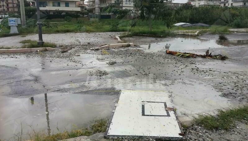 Maltempo, danneggiato il lungomare di Caulonia