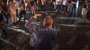 De Magistris: “Non è finita, ripartiamo” item-thumbnail