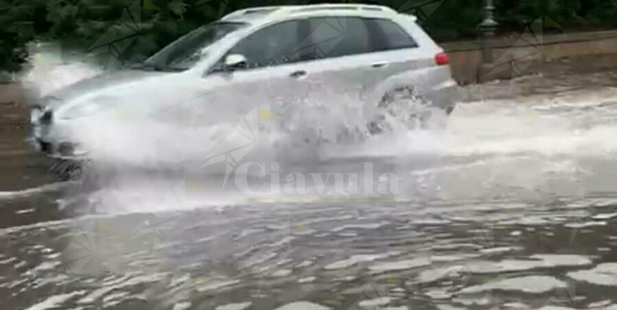 Strade allagate a Caulonia – video