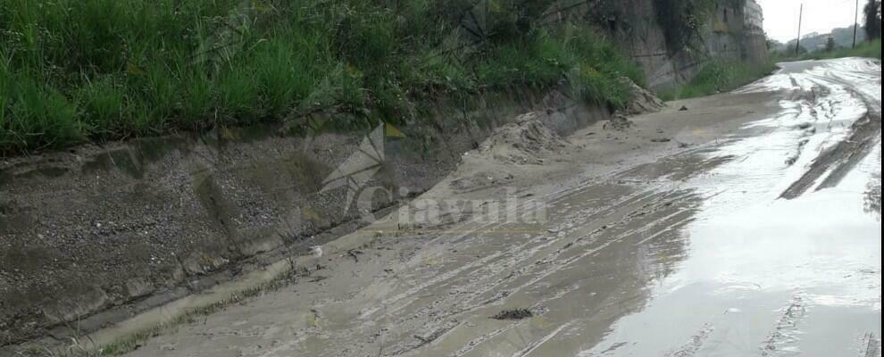 Caulonia, strade rese pericolose dal fango