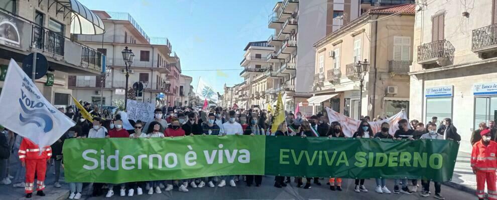 Fotonotizia: manifestazione a Siderno per dire no all’illegalità