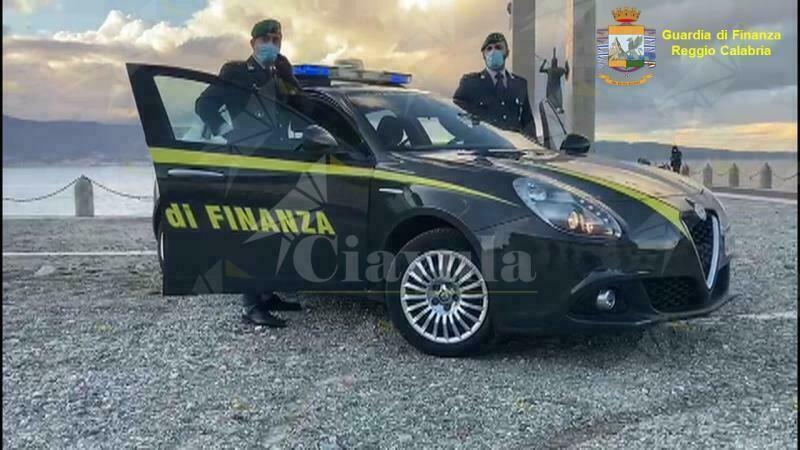 ‘Ndrangheta: La guardia di finanza sequestra beni per 400 mila euro ad un imprenditore