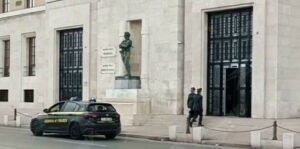 Operazione “Radici”: 6 arresti e 21 indagati per concussione, corruzione e truffa aggravata item-thumbnail