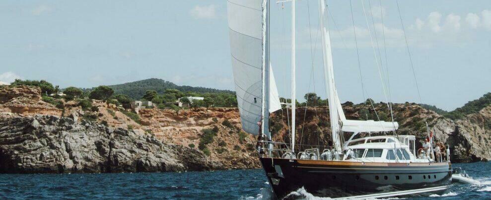 Barche finanziate con fondi per il turismo calabrese ma utilizzate in Sicilia: sei imprenditori reggini denunciati