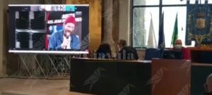 Jovanotti saluta il sindaco di Roccella e ricorda il concerto del 2019 – video item-thumbnail