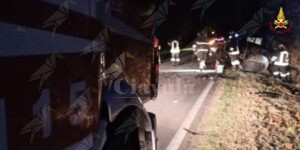Incidente tra auto e trattore. L’automobilista muore sul colpo item-thumbnail