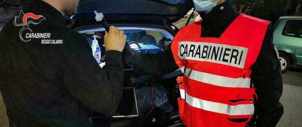 Controlli dei carabinieri nei luoghi della movida: chiusi locali a Seminara, Bovalino e Taurianova