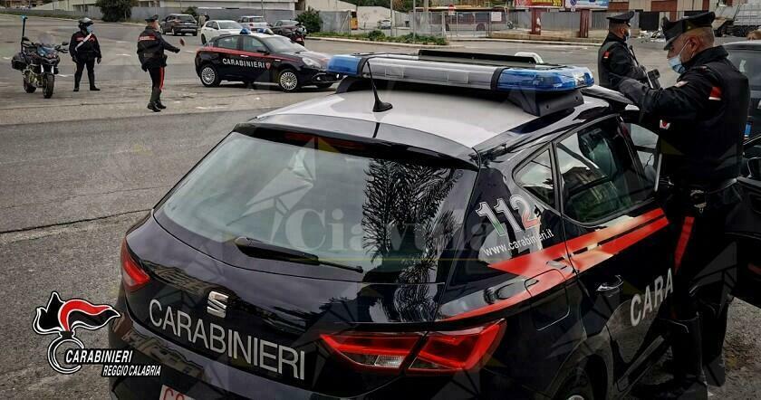 Calabria: Nascondeva la droga ed un coltello nello zaino, arrestato