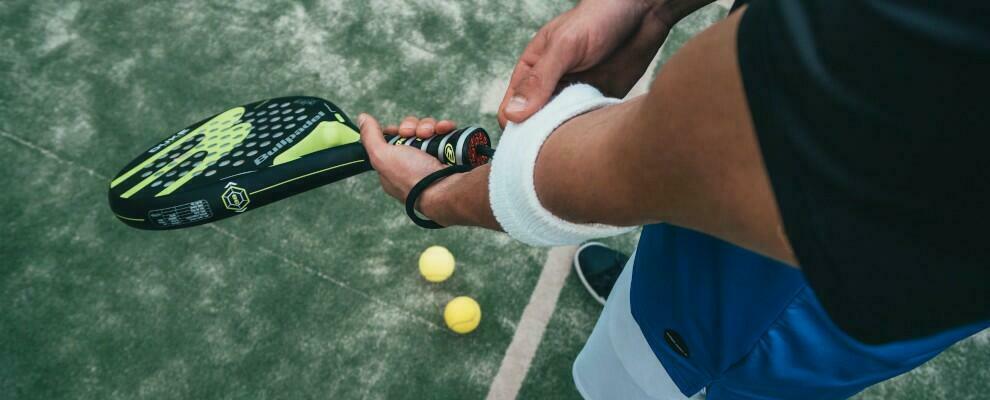 La Coop Sankara ha regalato 20 abbonamenti mensili per corsi padel ai bambini e ai ragazzi della Locride