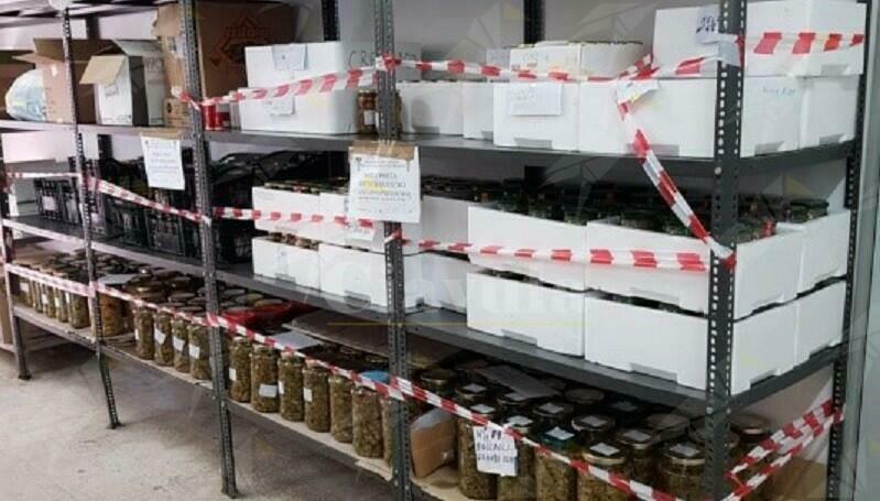 Sequestrati in Calabria 550 kg di prodotti alimentari privi di tracciabilità