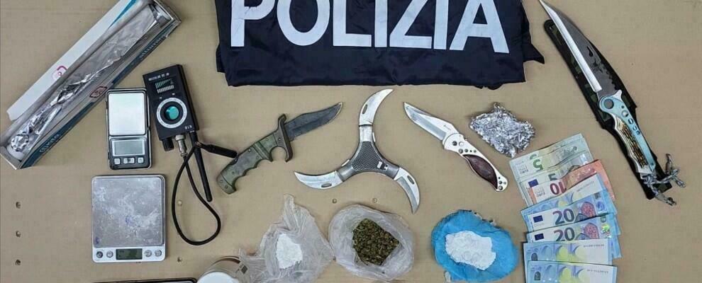 Beccato in casa con la droga sul tavolo della cucina: un arresto in Calabria