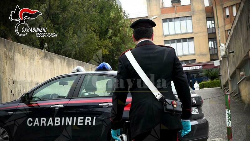 Locri, i carabinieri salvano la vita a una bambina di due anni