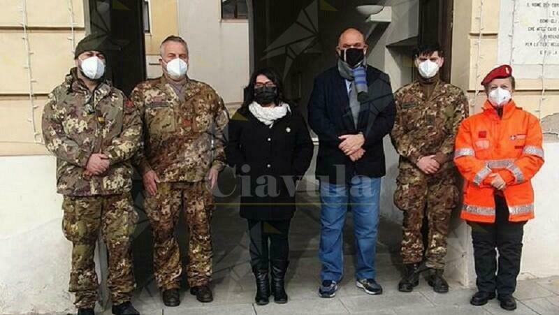 A Locri l’Esercito Italiano porta il vaccino anti-covid  a domicilio