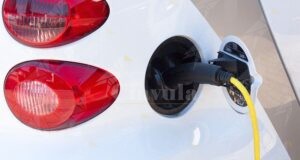 Italia, auto elettriche: com’è andato quest’anno e quali sono i possibili incentivi per il 2022 item-thumbnail