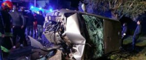 Violento incidente stradale in contrada Mirto a Siderno, minorenne in coma item-thumbnail