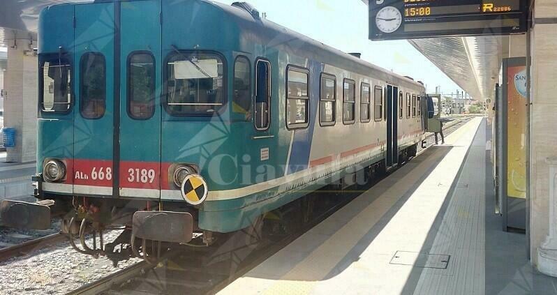 Treno investe due ragazzi tra Roccella e Gioiosa