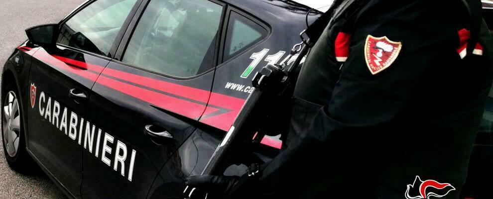 Roccella, ubriaco alla guida non si ferma all’alt dei carabinieri. Fermato a Caulonia marina dopo un inseguimento