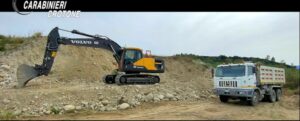 Rubano materiale inerte dalle sponde del fiume “Tacina”: due arresti in Calabria item-thumbnail