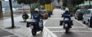 Incendia volontariamente la propria casa, mettendo in pericolo la vita di anziani e disabili. Arrestato calabrese item-thumbnail