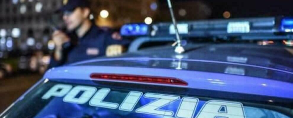 Insieme al fratello picchiano l’ex compagna e l’amico, arrestati due calabresi