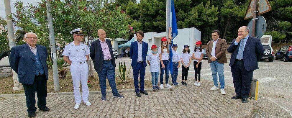 Al Porto delle Grazie di Roccella Jonica la cerimonia di issazione della bandiera blu